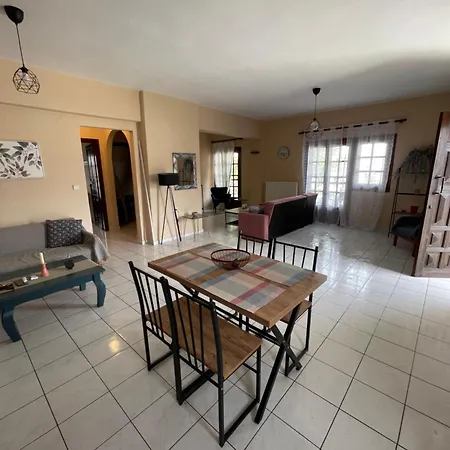 Villa Sandy House