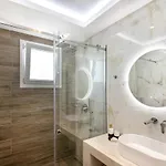 Sandy Luxury Kryopigi